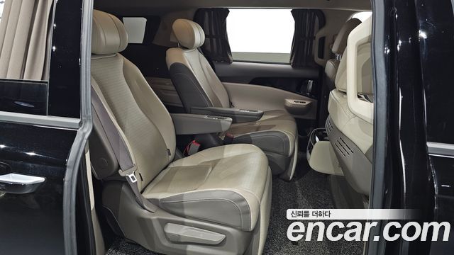 Kia Carnival (IV) Gasoline 7-Seater Hi Limousine Signature 2025 — фото 26