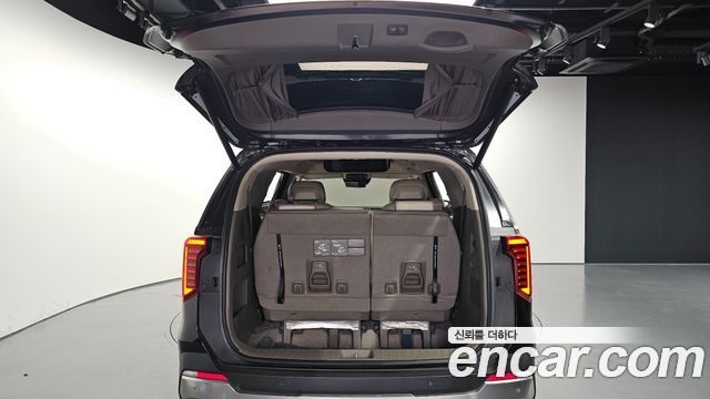 Kia Carnival (IV) Gasoline 7-Seater Hi Limousine Signature 2025 — фото 30