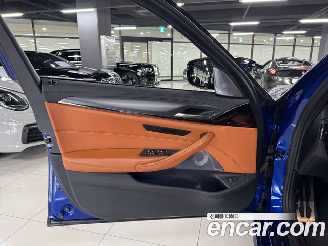 BMW M5 (F90) M5 Sedan Competition 2022 — фото 16