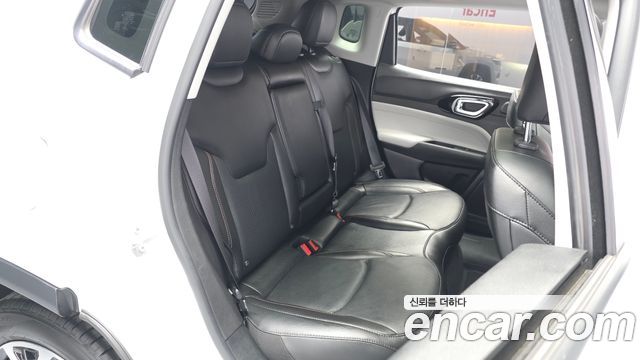 Jeep Compass (II) 2.4 limited 2WD 2022 — фото 11