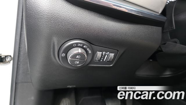Jeep Compass (II) 2.4 limited 2WD 2022 — фото 20