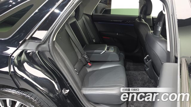 Hyundai Grandeur (GN7) 3.5 Gasoline 2WD Calligraphy 2023 — фото 12