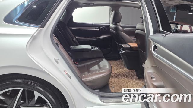 Hyundai Grandeur (IG) 3.0 LPi Exclusive 2023 — фото 11