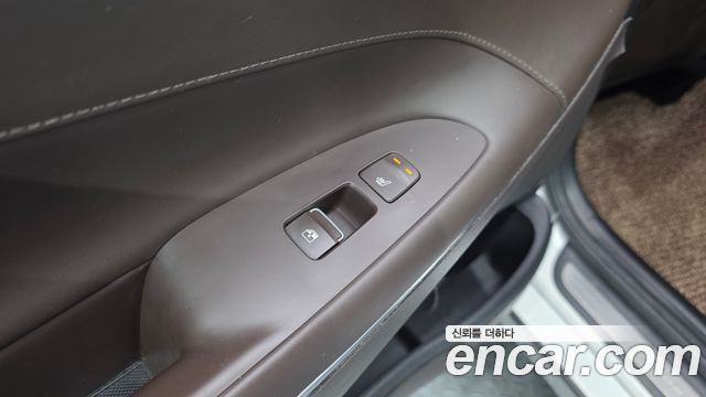 Hyundai Grandeur (IG) 3.0 LPi Exclusive 2023 — фото 29