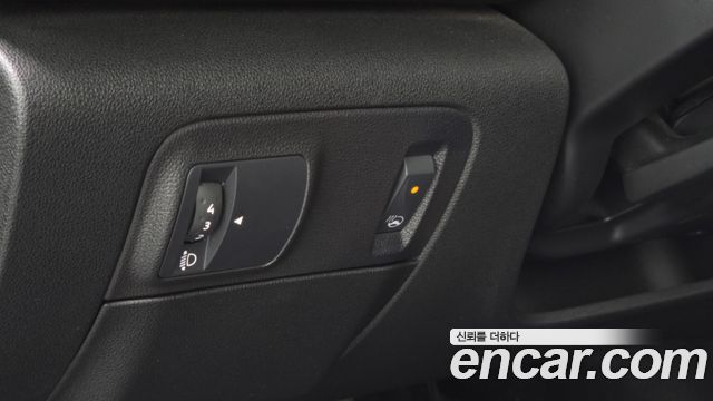 Renault Korea SM6 2.0 LPe SE (Rental car) 2019 — фото 18