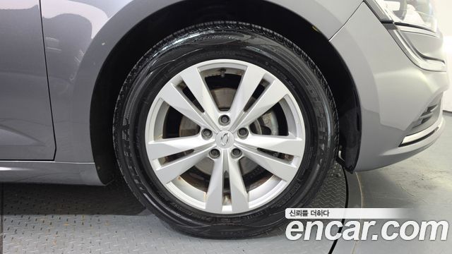 Renault Korea SM6 2.0 LPe SE (Rental car) 2019 — фото 21
