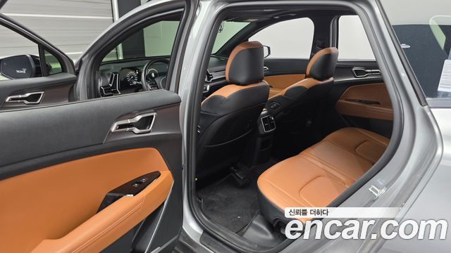 Kia Sportage (V) Diesel 2.0 2WD Nobleless Gravity 2022 — фото 11