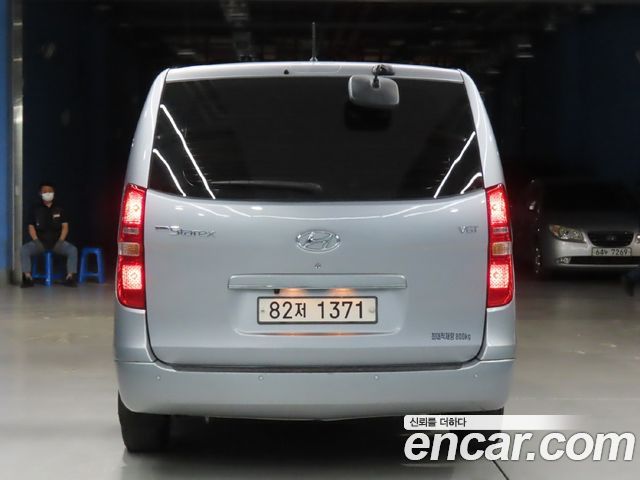 Hyundai Grand Starex Van 3-Seater Smart 2021 — фото 3