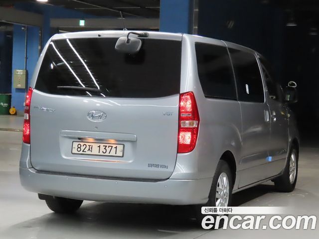 Hyundai Grand Starex Van 3-Seater Smart 2021 — фото 4