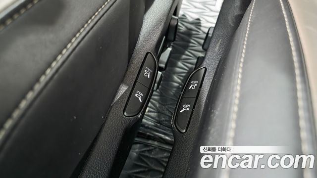 Kia Carnival (IV) Diesel 7-Seater Signature 2024 — фото 31