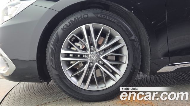 Hyundai Grandeur (IG) 2.4 Premium 2019 — фото 5