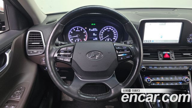 Hyundai Grandeur (IG) 2.4 Premium 2019 — фото 14