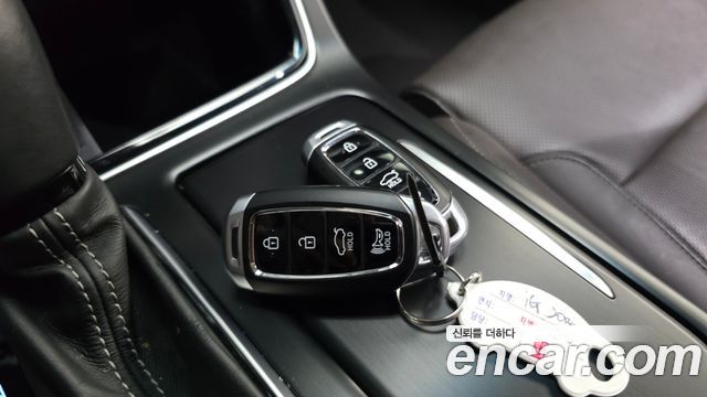 Hyundai Grandeur (IG) 2.4 Premium 2019 — фото 20