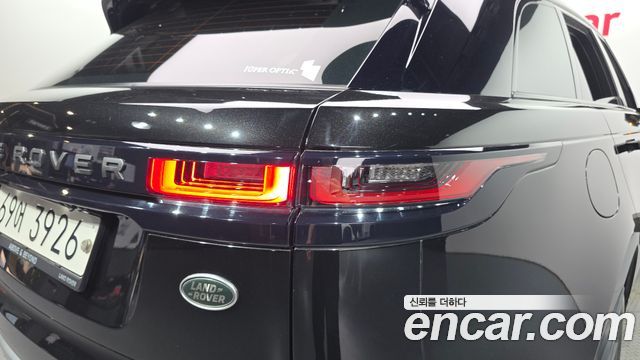 Land Rover Range Rover Velar 3.0 D300 R-Dynamic HSE 2018 — фото 23