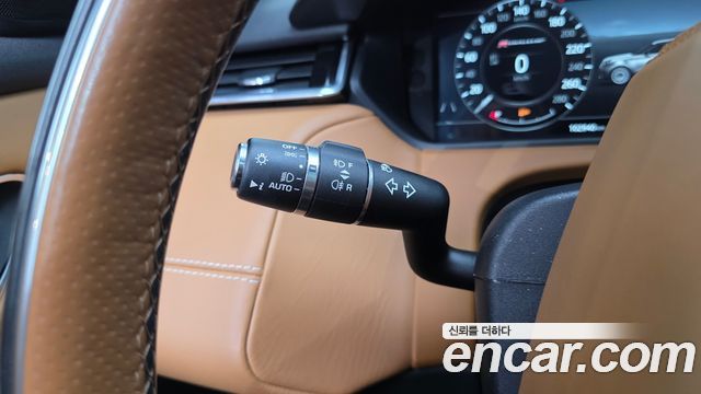 Land Rover Range Rover Velar 3.0 D300 R-Dynamic HSE 2018 — фото 28