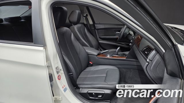 BMW 3 Series (F30) 320d 2013 — фото 12