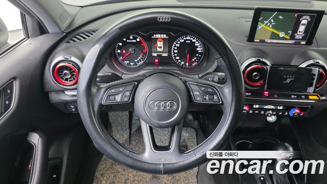 Audi A3 40 TFSI 8V 2018 — фото 13