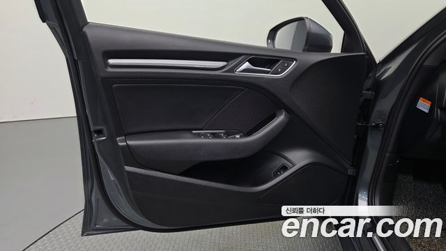 Audi A3 40 TFSI 8V 2018 — фото 24