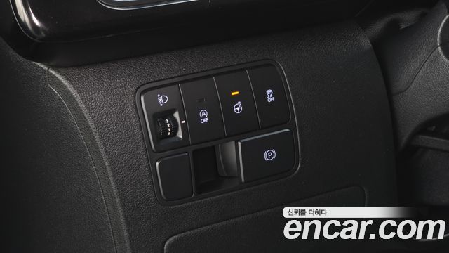 Hyundai Staria Cargo 3-Seater Modern 2022 — фото 15