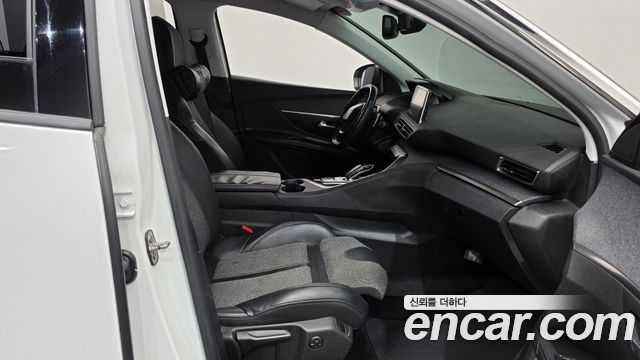 Peugeot 5008 (II) 1.6 BlueHDi Allure 2018 — фото 15