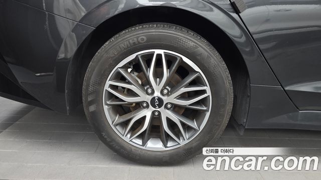 Kia K5 (III) 2.0 Prestige 2022 — фото 5