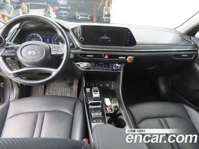Hyundai Sonata (DN8) 1.6 Turbo Premium Family 2021 — фото 7