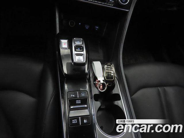 Hyundai Sonata (DN8) 1.6 Turbo Premium Family 2021 — фото 15