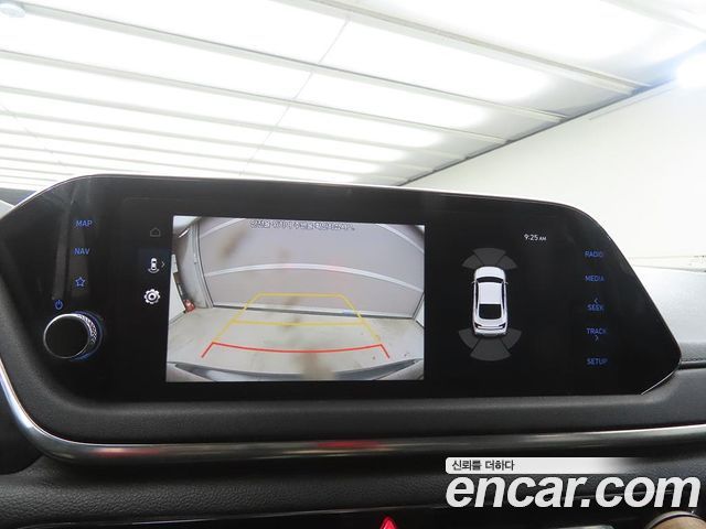 Hyundai Sonata (DN8) 1.6 Turbo Premium Family 2021 — фото 18