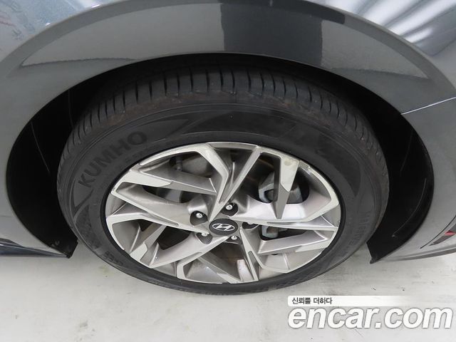 Hyundai Sonata (DN8) 1.6 Turbo Premium Family 2021 — фото 24