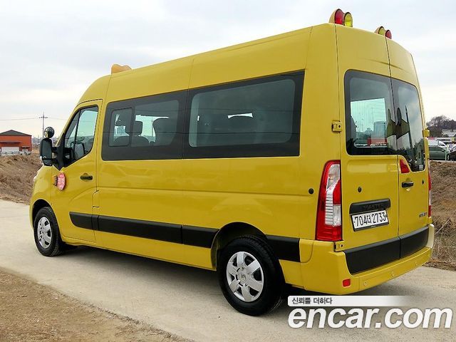Renault Korea Master 2.3 13-Seater 2020 — фото 3