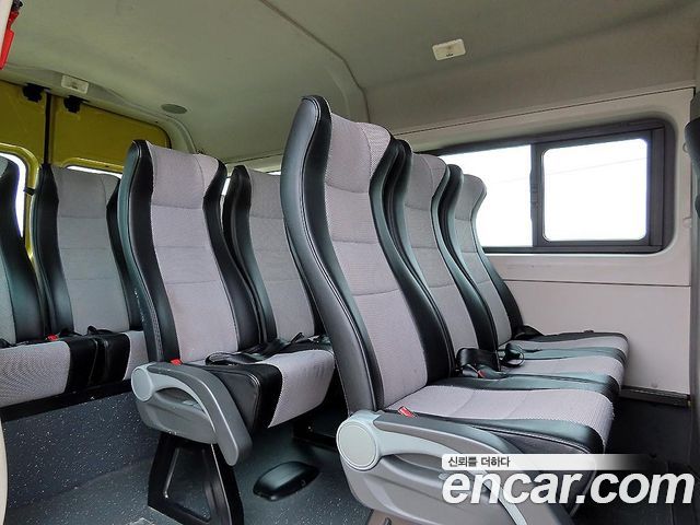 Renault Korea Master 2.3 13-Seater 2020 — фото 7