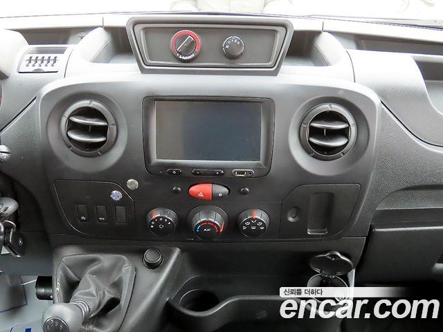 Renault Korea Master 2.3 13-Seater 2020 — фото 16