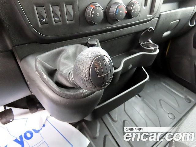 Renault Korea Master 2.3 13-Seater 2020 — фото 17