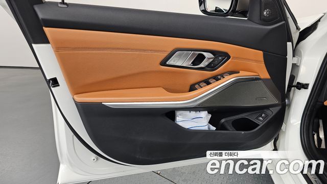 BMW 3 Series (G20) M340i xDrive Touring Performance 2022 — фото 24