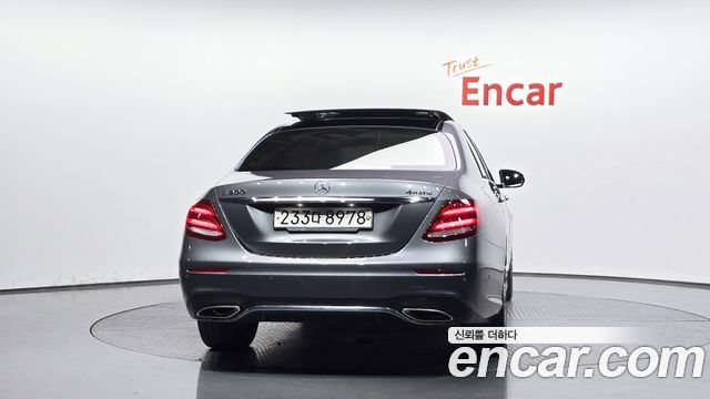 Mercedes-Benz E-Class (W213) E300 4MATIC AMG Line 2020 — фото 4