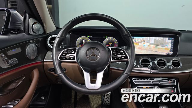 Mercedes-Benz E-Class (W213) E300 4MATIC AMG Line 2020 — фото 16