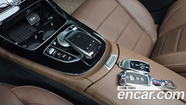 Mercedes-Benz E-Class (W213) E300 4MATIC AMG Line 2020 — фото 22