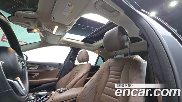 Mercedes-Benz E-Class (W213) E300 4MATIC AMG Line 2020 — фото 23