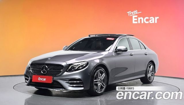Mercedes-Benz E-Class (W213) E300 4MATIC AMG Line 2020 — фото 1