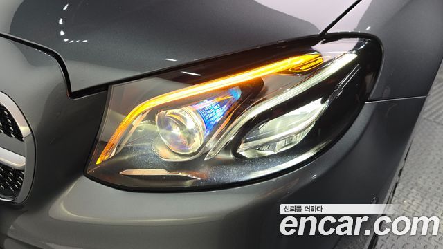 Mercedes-Benz E-Class (W213) E300 4MATIC AMG Line 2020 — фото 28