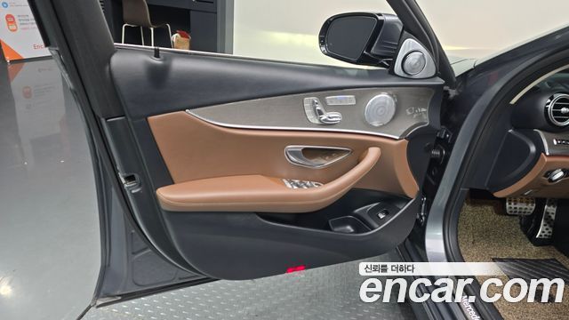 Mercedes-Benz E-Class (W213) E300 4MATIC AMG Line 2020 — фото 30