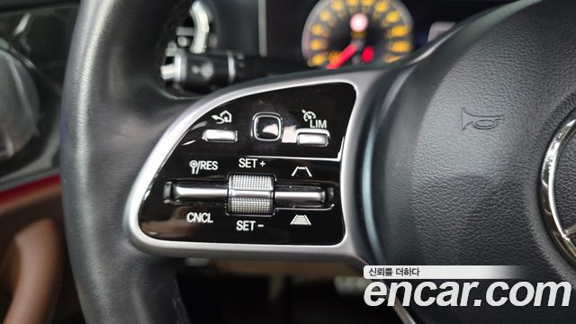 Mercedes-Benz E-Class (W213) E300 4MATIC AMG Line 2020 — фото 33