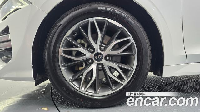 Kia K5 (III) 2.0 Prestige 2021 — фото 5