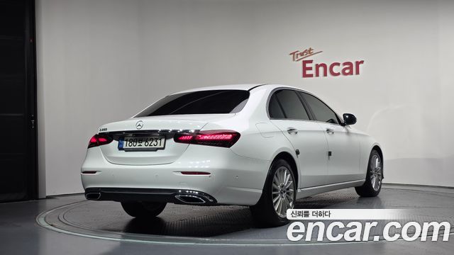 Mercedes-Benz E-Class (W213) E250 Exclusive 2021 — фото 2