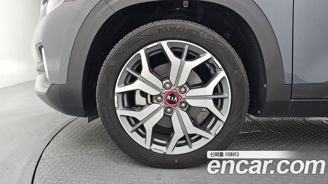 Kia Seltos Gasoline 1.6 Turbo 4WD Noblesse 2020 — фото 5