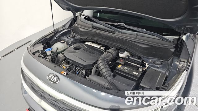 Kia Seltos Gasoline 1.6 Turbo 4WD Noblesse 2020 — фото 6