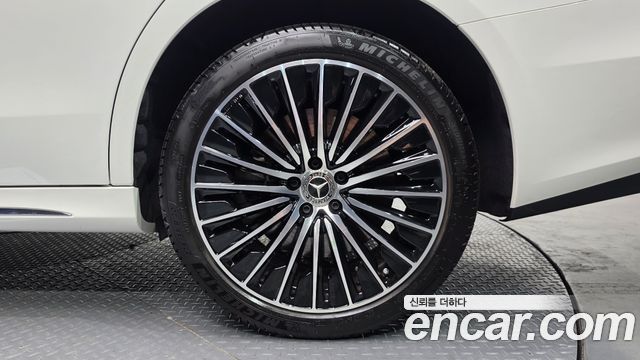 Mercedes-Benz E-Class (W214) E450 4MATIC Exclusive 2025 — фото 27