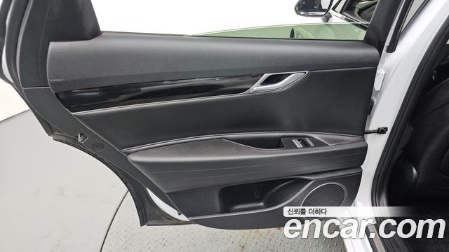 Genesis G80 (RG3) Gasoline 2.5 Turbo AWD 2022 — фото 25
