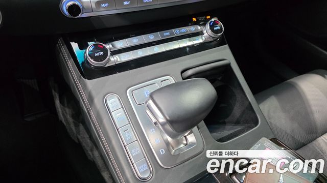 Genesis G90 3.8 AWD Premium Luxury 2019 — фото 9