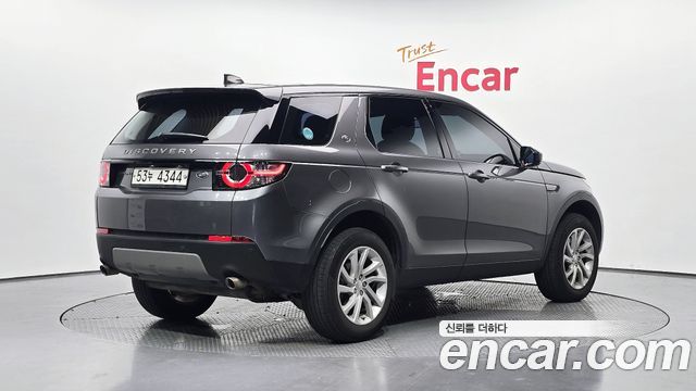 Land Rover Discovery Sport 2.0 TD4 SE 2018 — фото 2